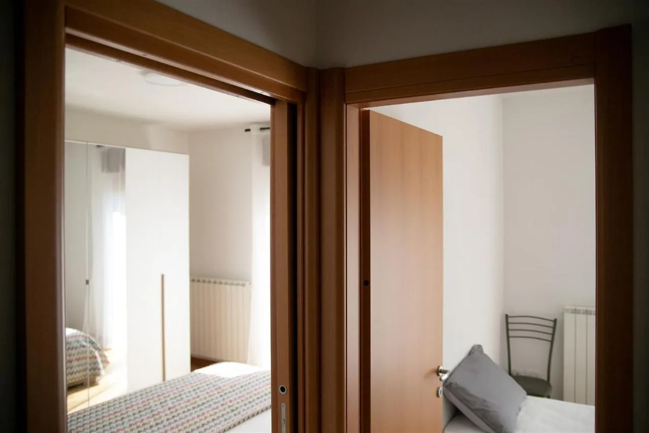 Iseolakerental - Appartamento Iris Solto Collina