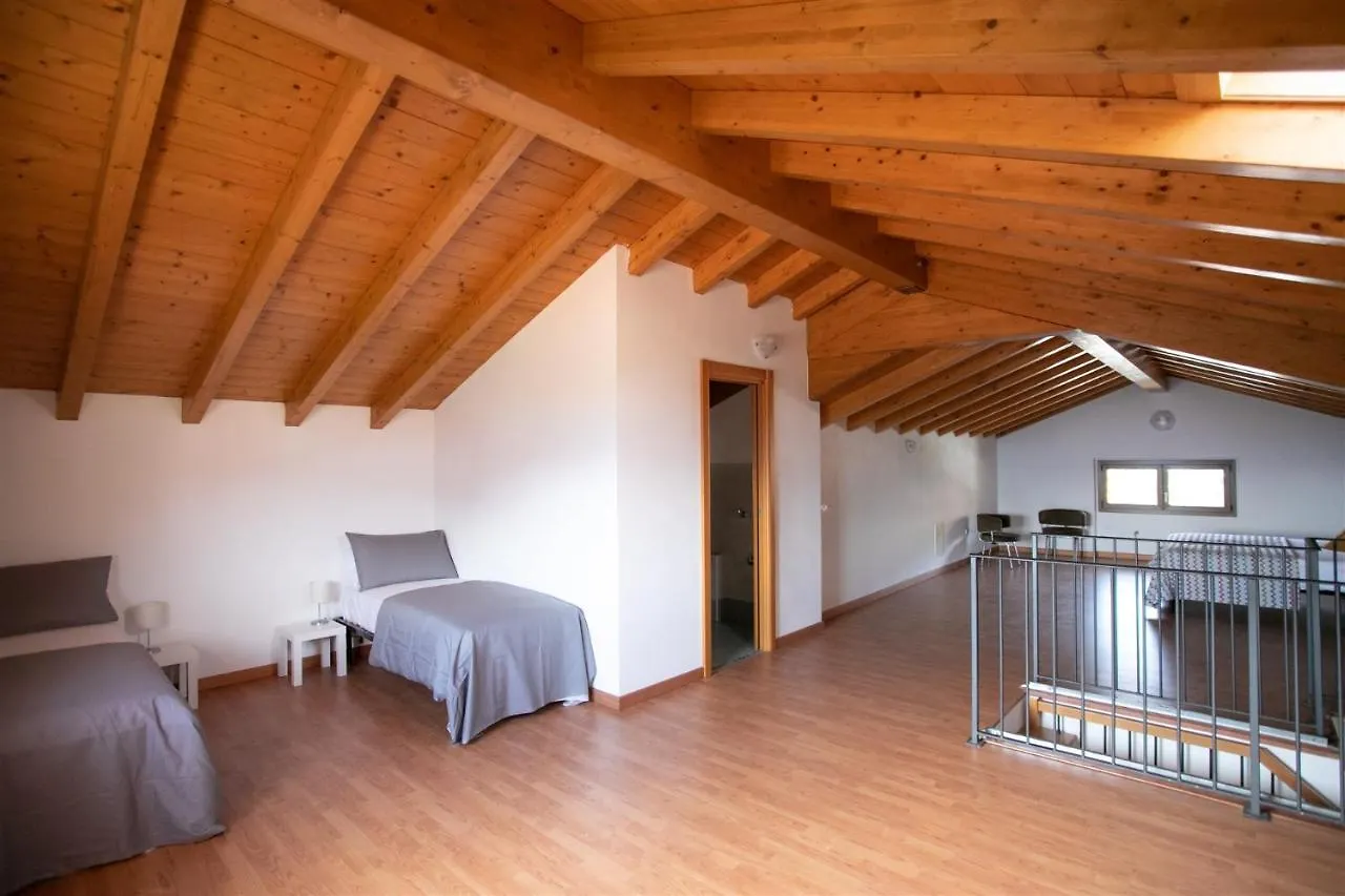 Iseolakerental - Appartamento Iris Solto Collina 0*,  Italy