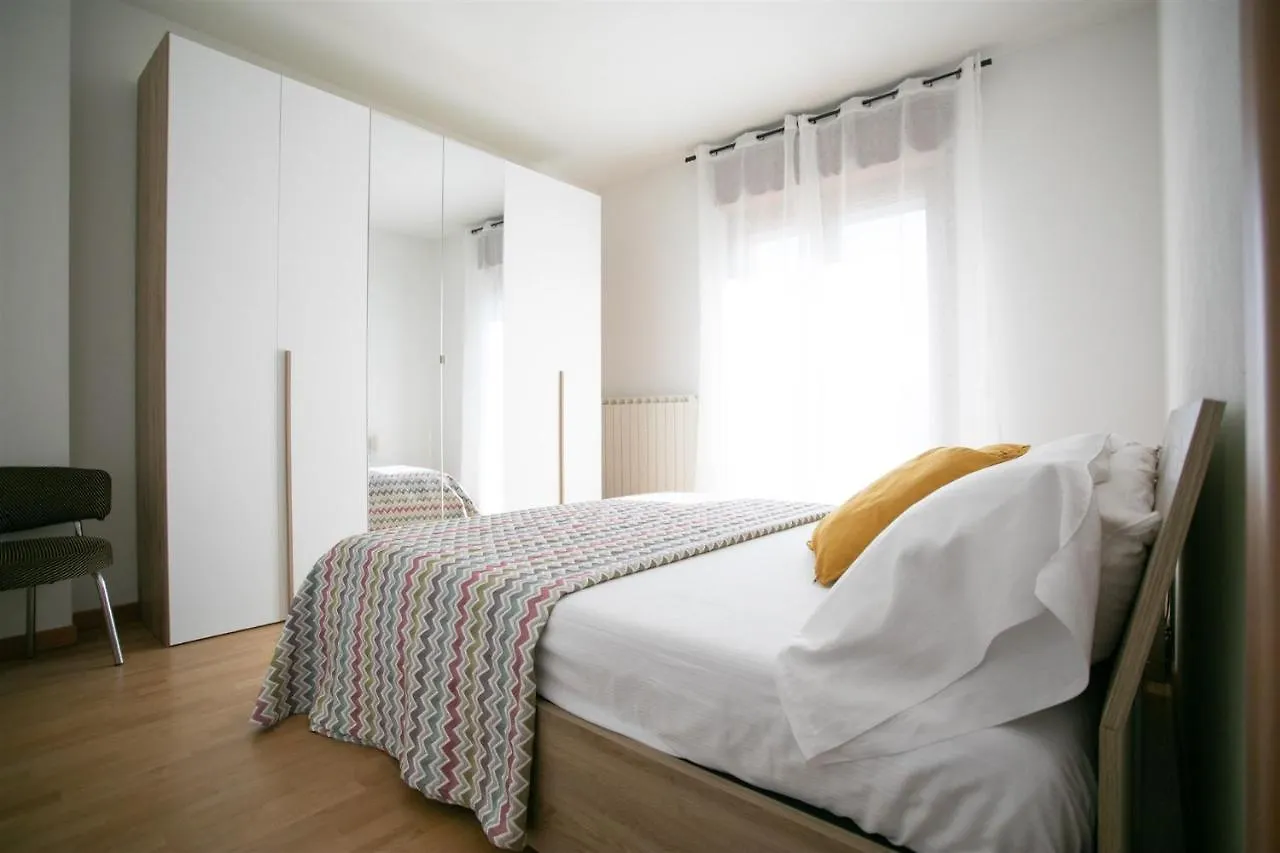 Iseolakerental - Appartamento Iris Solto Collina Apartment